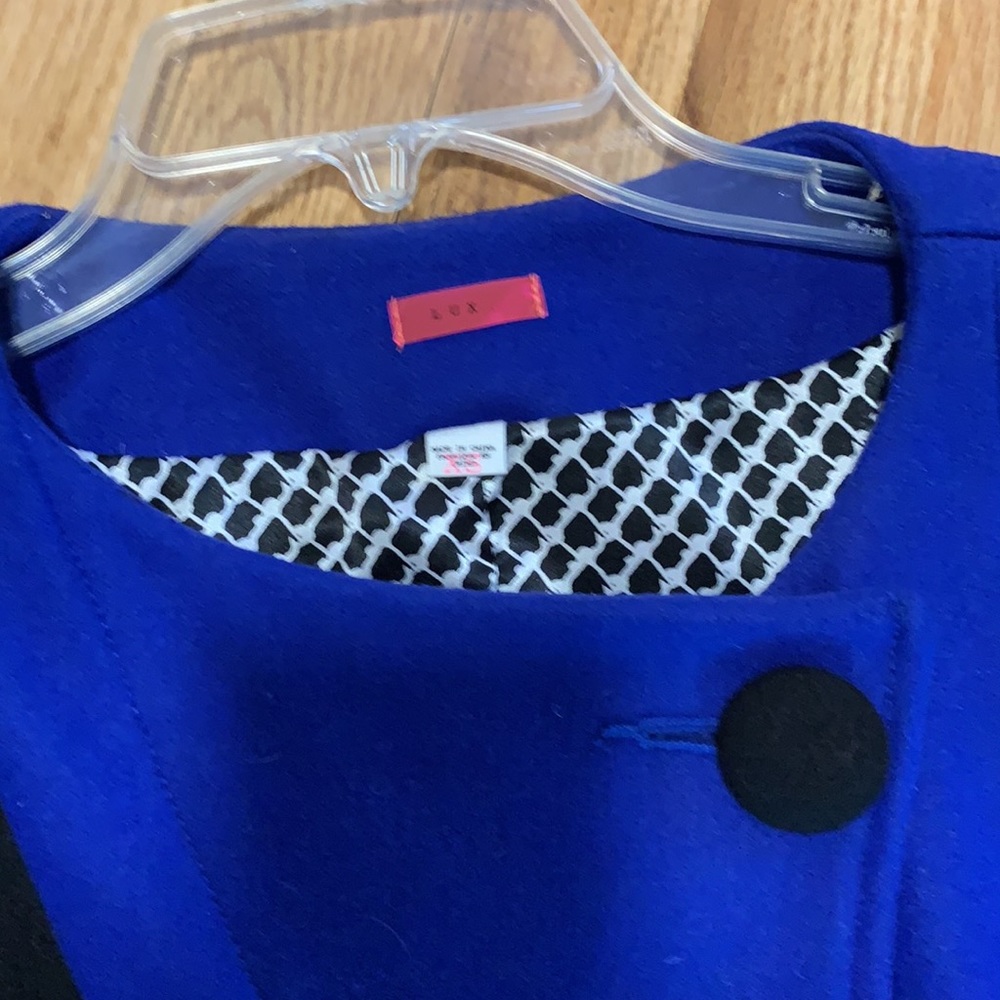 Cute jacket - Picture 2 of 5